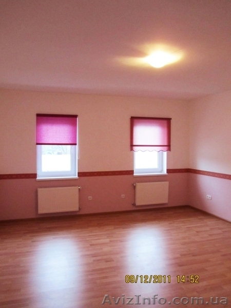 3-4 ех комнатная квартира в Боярке,в ТаунХаусе ! 80 000 у.е =125 кв.м. - <ro>Изображение</ro><ru>Изображение</ru> #2, <ru>Объявление</ru> #158620