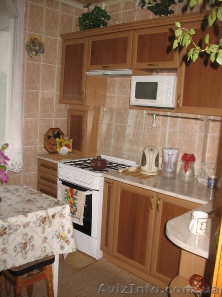 пгт.Коцюбинское, трьохкомнатная  жилая квартира - <ro>Изображение</ro><ru>Изображение</ru> #4, <ru>Объявление</ru> #702157