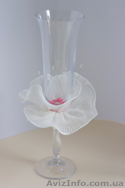 Бокалы для молодоженов - <ro>Изображение</ro><ru>Изображение</ru> #1, <ru>Объявление</ru> #784413