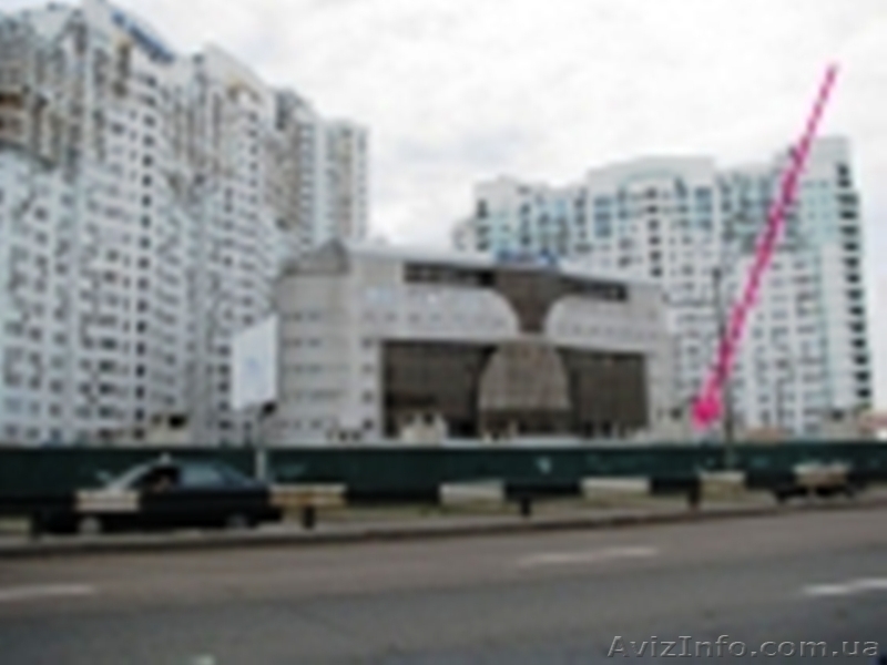 Фасад, отд. вход, нежилой, Бажана пр-т, 130 кв.м. - <ro>Изображение</ro><ru>Изображение</ru> #4, <ru>Объявление</ru> #797819