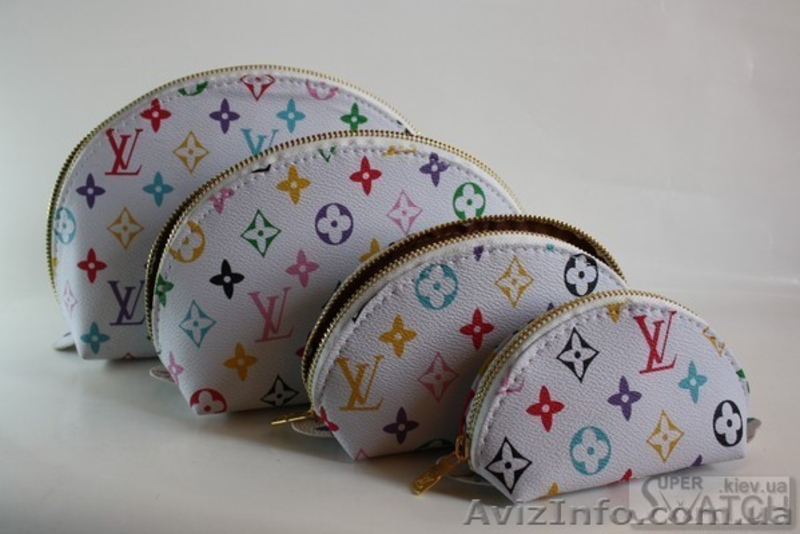 Продам набор косметичек Louis Vuitton - <ro>Изображение</ro><ru>Изображение</ru> #2, <ru>Объявление</ru> #809297