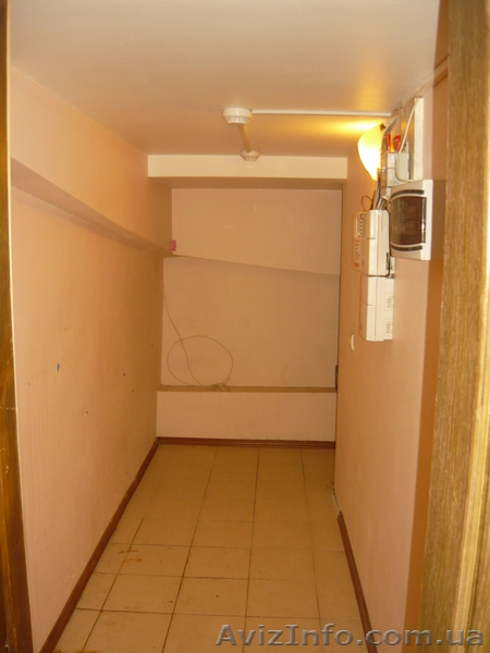 Сдам под ателье, офис, услуги, склад и т.д. 55 м2 на пл.Космонавтов.  - <ro>Изображение</ro><ru>Изображение</ru> #7, <ru>Объявление</ru> #811306