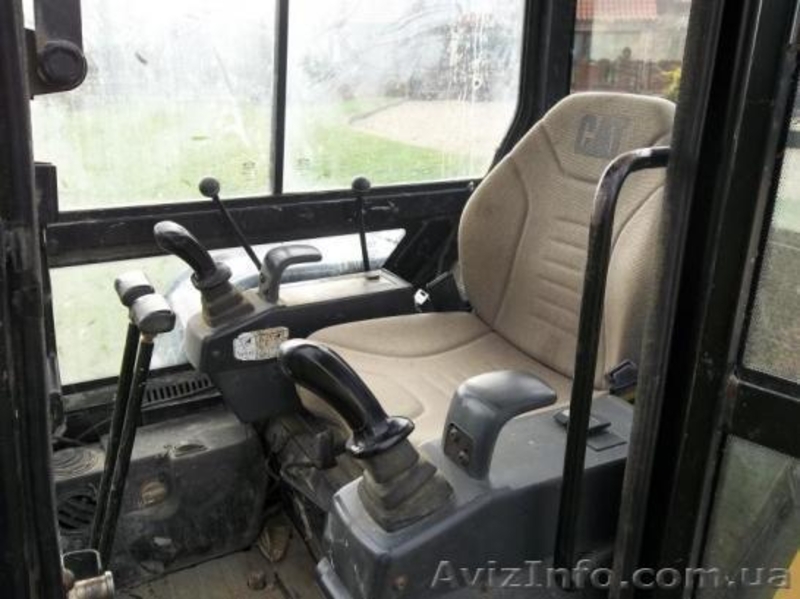 Мини экскаватор Cat 302,5 - <ro>Изображение</ro><ru>Изображение</ru> #3, <ru>Объявление</ru> #815933
