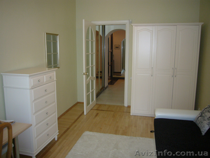 Продам 3к квартиру в историческом центре города (Львовская площадь)  - <ro>Изображение</ro><ru>Изображение</ru> #2, <ru>Объявление</ru> #838765