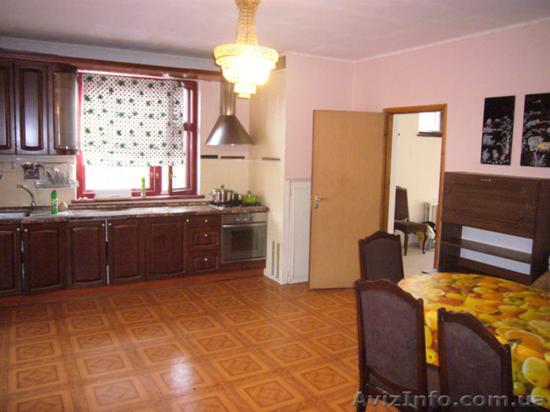 Сдам дом на Петропавловской Борщаговке 176 м2 (10 мин. пешком от обойного рынка) - <ro>Изображение</ro><ru>Изображение</ru> #3, <ru>Объявление</ru> #837256