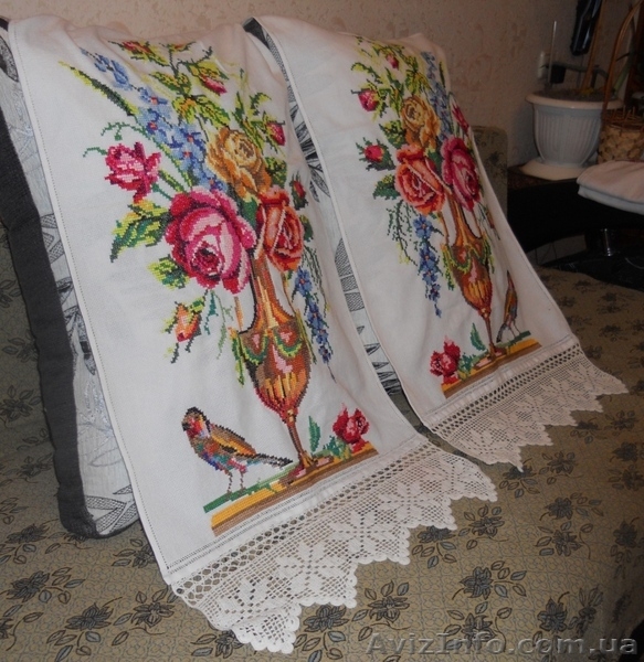 Продається весільний вишитий рушник "Квіти в вазі" (ручної роботи) - <ro>Изображение</ro><ru>Изображение</ru> #3, <ru>Объявление</ru> #871927