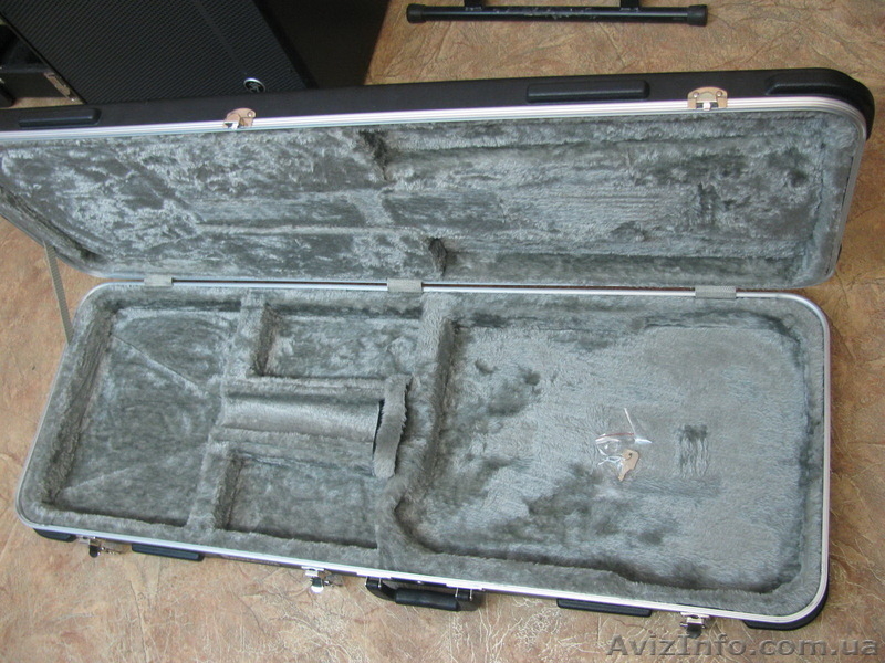 Продам жёсткий кейс Road Runner - <ro>Изображение</ro><ru>Изображение</ru> #3, <ru>Объявление</ru> #871670