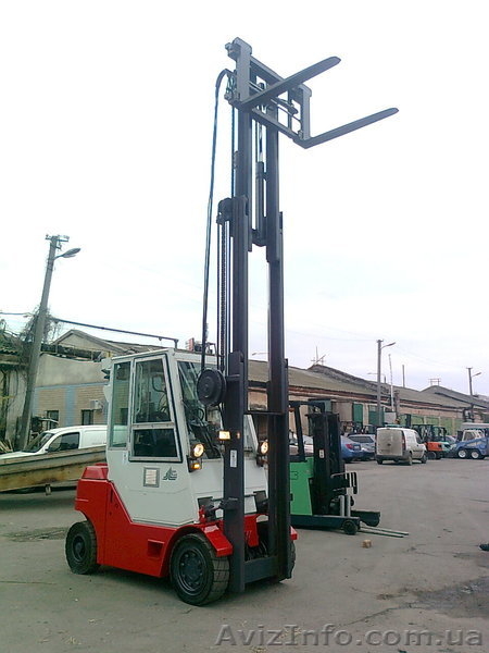 автопогрузчик Дантрак с кабиной на 3.5 тонны - <ro>Изображение</ro><ru>Изображение</ru> #3, <ru>Объявление</ru> #877057