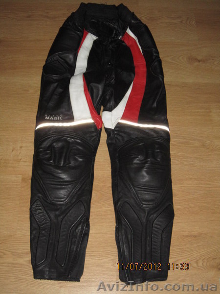 Женский мотокомбинезон и мотоботы - <ro>Изображение</ro><ru>Изображение</ru> #2, <ru>Объявление</ru> #877657