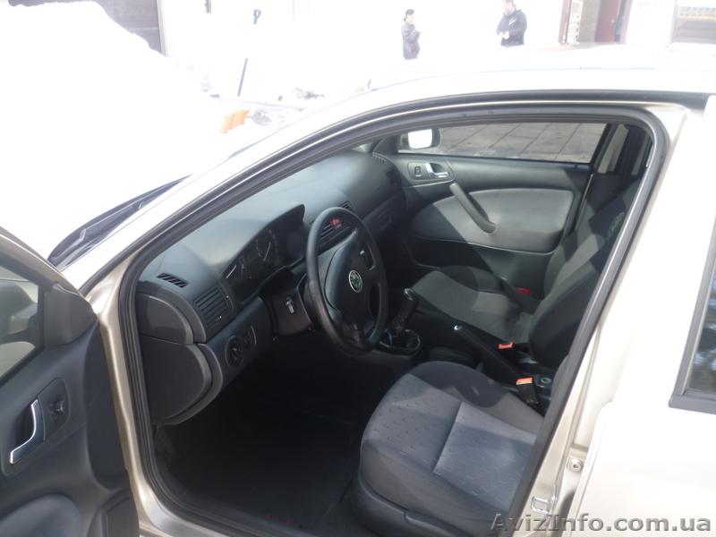 Срочно продам Skoda Octavia Tour 2005'   - <ro>Изображение</ro><ru>Изображение</ru> #3, <ru>Объявление</ru> #879587