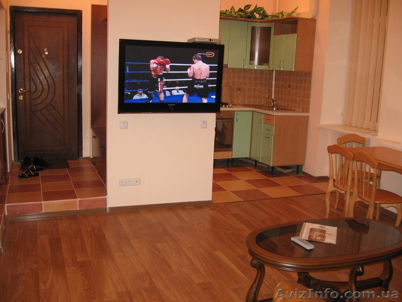 Снять посуточно 3-комнатную студио в историч.центре Киева, free wi-fi,техника - <ro>Изображение</ro><ru>Изображение</ru> #4, <ru>Объявление</ru> #925583