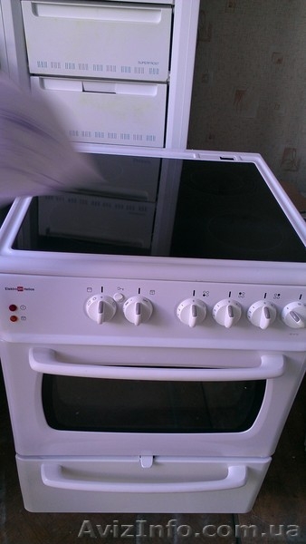 Плита электрическая стеклокерамика б\у из Германии - <ro>Изображение</ro><ru>Изображение</ru> #6, <ru>Объявление</ru> #933920