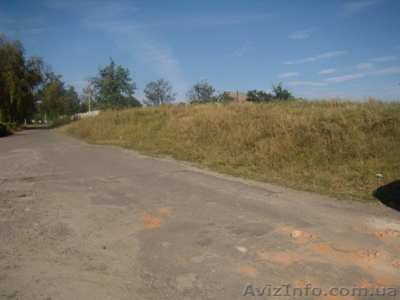 Продам участок возле речки - <ro>Изображение</ro><ru>Изображение</ru> #1, <ru>Объявление</ru> #963728