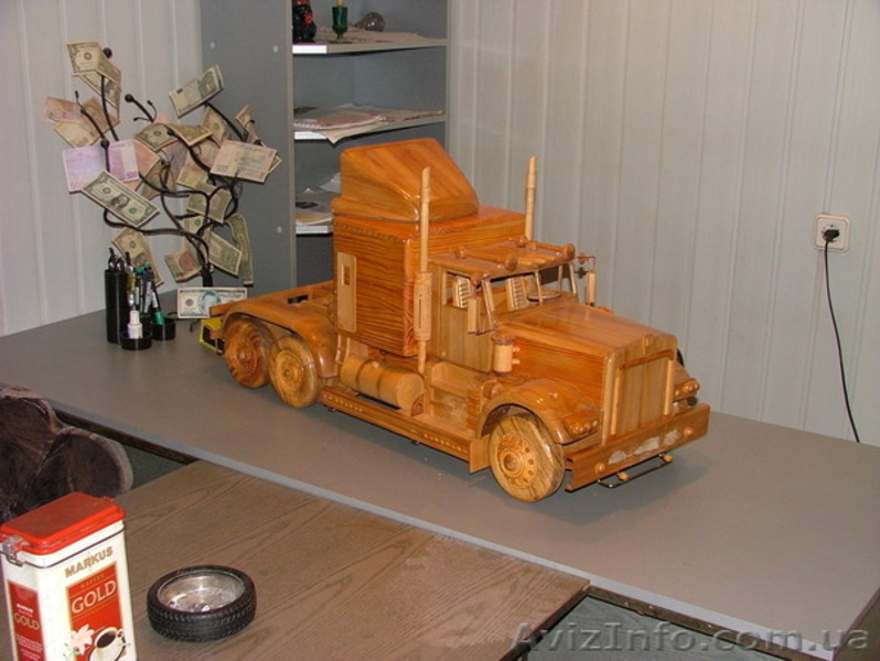 Продам машинку ручная работа с дерева - <ro>Изображение</ro><ru>Изображение</ru> #1, <ru>Объявление</ru> #947583