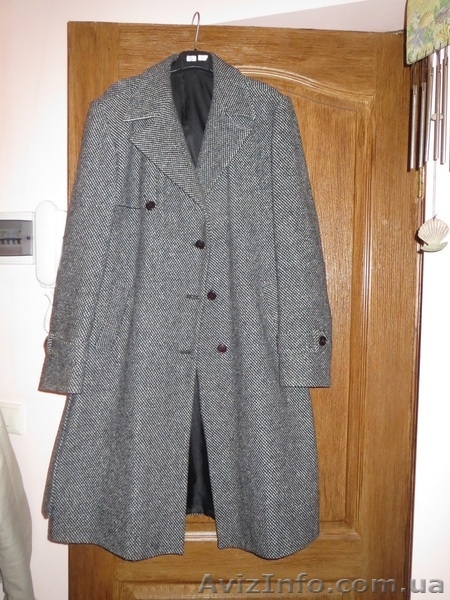 Классическое пальто. демисезонное. - <ro>Изображение</ro><ru>Изображение</ru> #1, <ru>Объявление</ru> #980058