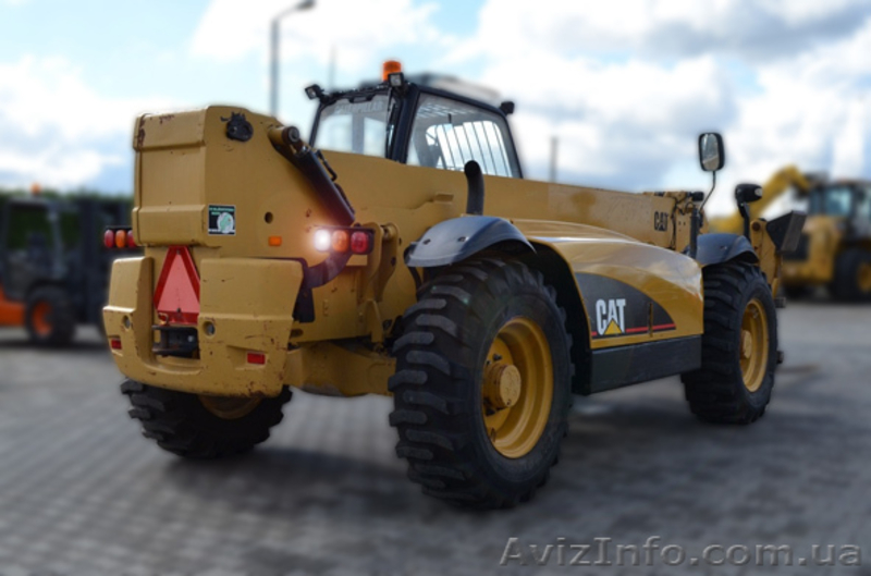 Телескопический погрузчик Caterpillar TH 360 B(2003) - <ro>Изображение</ro><ru>Изображение</ru> #2, <ru>Объявление</ru> #996103