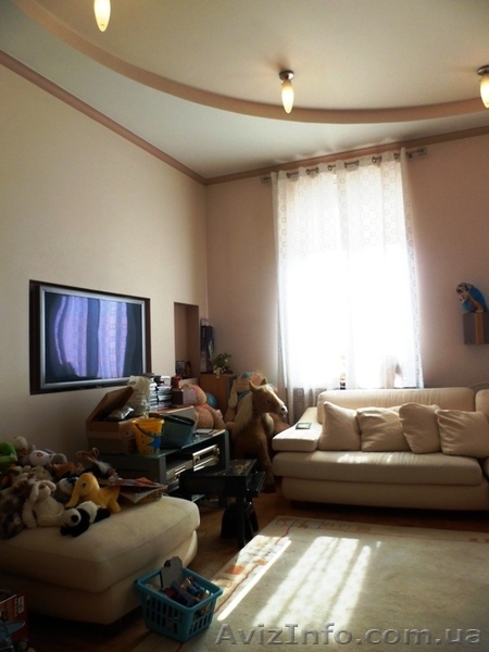 4 комн кварт 209 м2, 2 уровня, ремонт, Белинского 8, м. Университет, Киев, центр - <ro>Изображение</ro><ru>Изображение</ru> #3, <ru>Объявление</ru> #985993