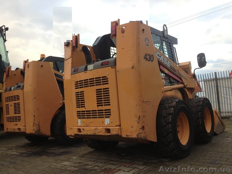 Мини погрузчик Case 420 HIGH FLOW - <ro>Изображение</ro><ru>Изображение</ru> #2, <ru>Объявление</ru> #994796