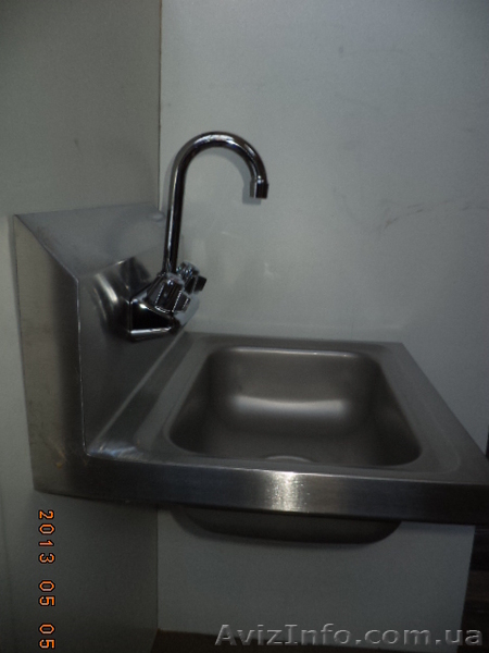 Мойка настенная с краном (США) б/у  - <ro>Изображение</ro><ru>Изображение</ru> #1, <ru>Объявление</ru> #1059303