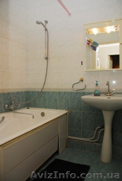 Киев. Посуточно двухкомнатная квартира ст.м. Крещатик - <ro>Изображение</ro><ru>Изображение</ru> #6, <ru>Объявление</ru> #1071015