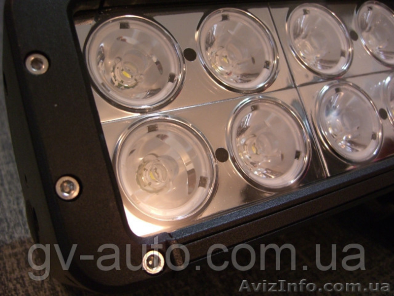 Дополнительные светодиодные фары LED D10 200А Spot - <ro>Изображение</ro><ru>Изображение</ru> #2, <ru>Объявление</ru> #1091815