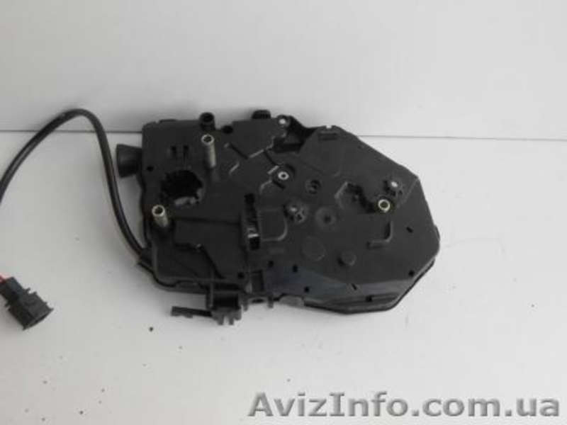 Замок задней двери Volkswagen Caddy. - <ro>Изображение</ro><ru>Изображение</ru> #1, <ru>Объявление</ru> #1096269