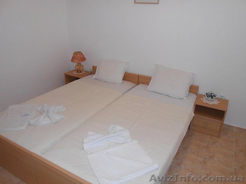 Болгария! Меблированный трехкомнатный апартамент  в ваканционном комплексе! - <ro>Изображение</ro><ru>Изображение</ru> #5, <ru>Объявление</ru> #1096784