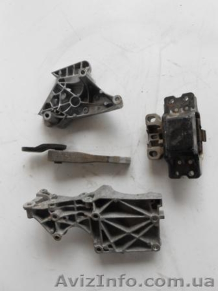 Подушка кронштейн крепления двигателя для VW Golf V 1.9tdi  - <ro>Изображение</ro><ru>Изображение</ru> #2, <ru>Объявление</ru> #1112342