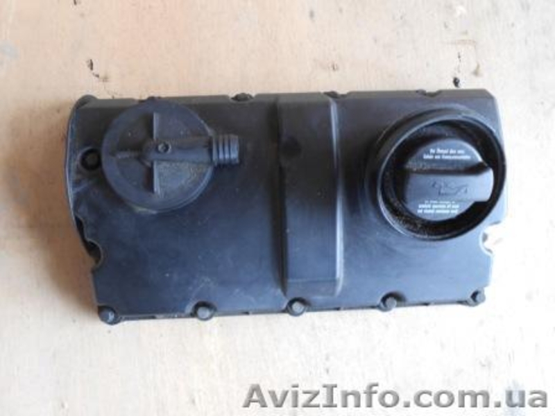 Крышка двигателя для VW Golf V 1.9tdi  - <ro>Изображение</ro><ru>Изображение</ru> #3, <ru>Объявление</ru> #1112343