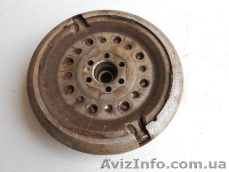 Маховик двухмассовый для VW Golf V 1.9tdi  - <ro>Изображение</ro><ru>Изображение</ru> #1, <ru>Объявление</ru> #1112345