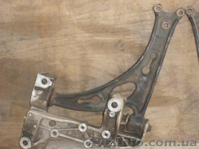 рычаги для VW Golf V 1.9tdi (Фольксваген Гольф 5 2004г.-2010 г.) - <ro>Изображение</ro><ru>Изображение</ru> #4, <ru>Объявление</ru> #1112315