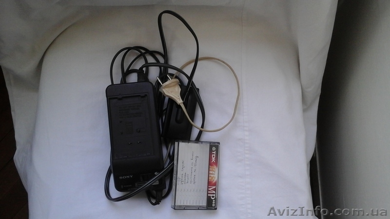 Видеокамера кассетная  SONY  ECORDER (Япония ) - <ro>Изображение</ro><ru>Изображение</ru> #1, <ru>Объявление</ru> #1061850