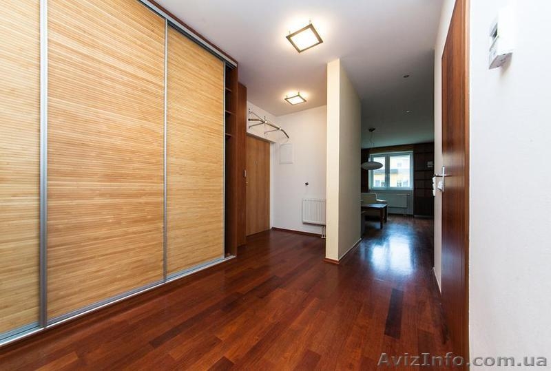 Продажа 3-х квартиры в Чехии, Прага-8 - <ro>Изображение</ro><ru>Изображение</ru> #6, <ru>Объявление</ru> #1168336