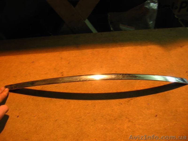 Audi A6  Молдинг переднего бампера правый  - <ro>Изображение</ro><ru>Изображение</ru> #1, <ru>Объявление</ru> #1203882