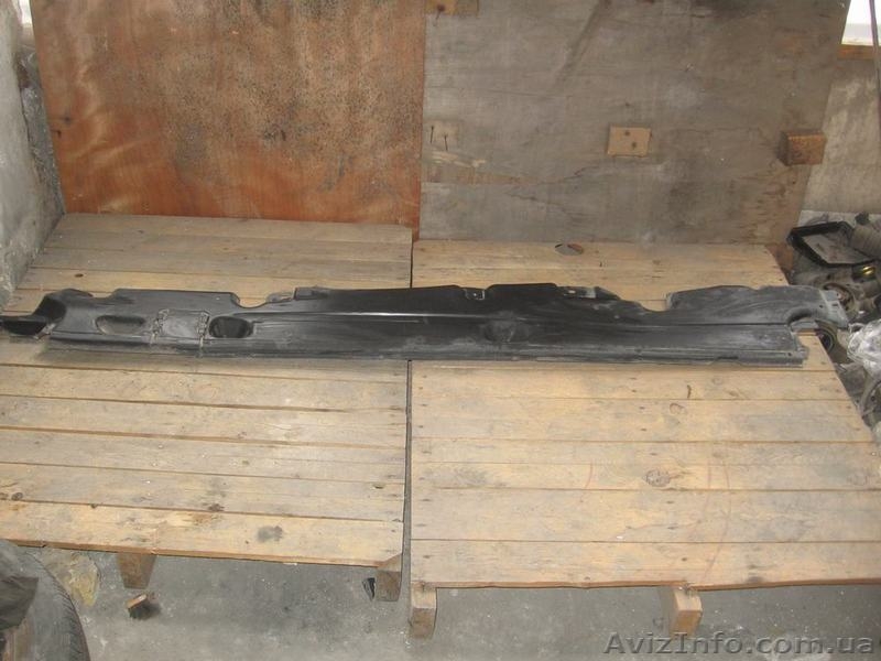 Audi Q7 накладка защита днища левая  - <ro>Изображение</ro><ru>Изображение</ru> #1, <ru>Объявление</ru> #1204854