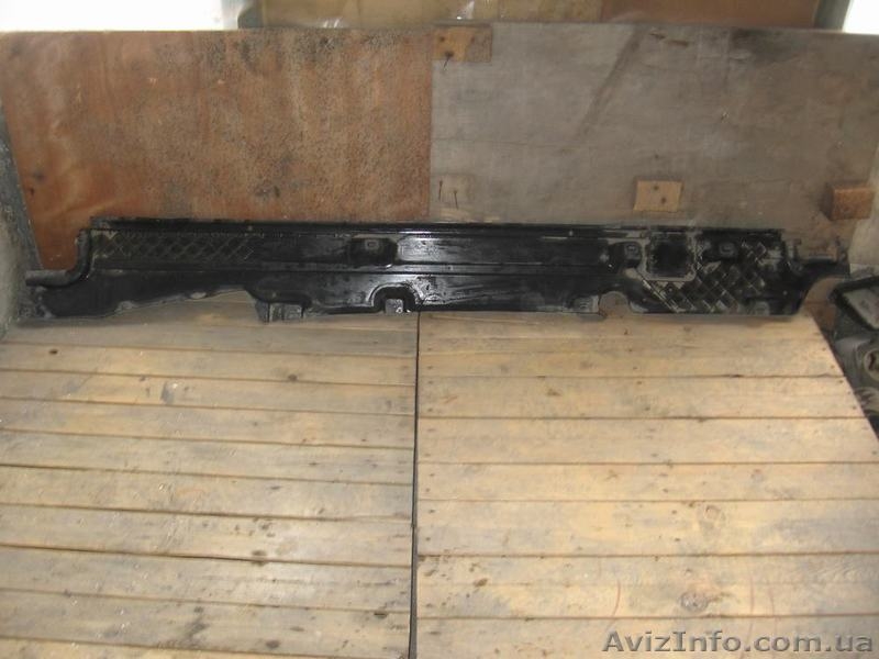 Audi Q7 накладка защита днища правая  - <ro>Изображение</ro><ru>Изображение</ru> #2, <ru>Объявление</ru> #1204852