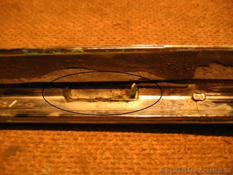 Audi A6  Молдинг переднего бампера правый  - <ro>Изображение</ro><ru>Изображение</ru> #3, <ru>Объявление</ru> #1203882