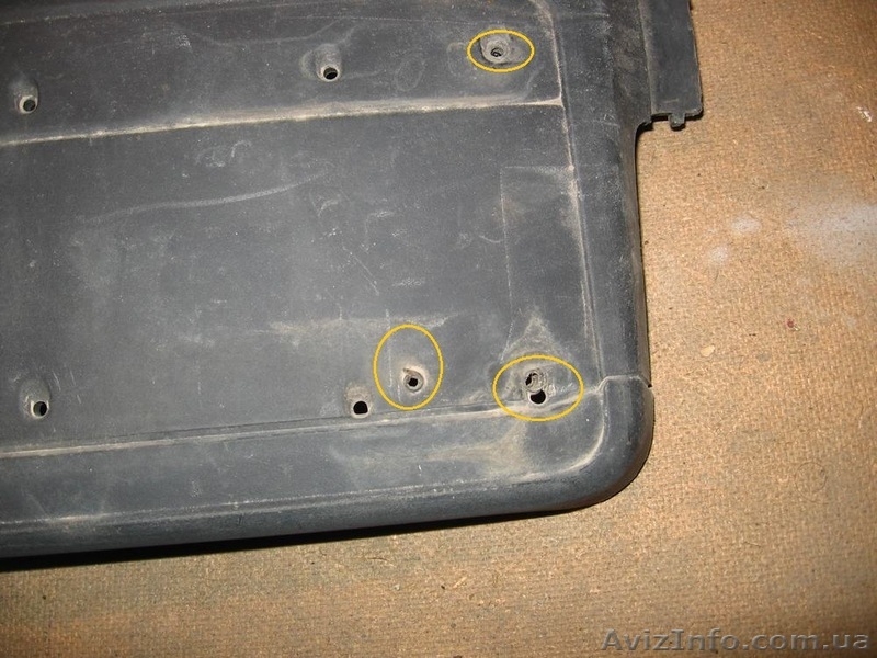 BMW 330i E46 держатель номерного энака  - <ro>Изображение</ro><ru>Изображение</ru> #4, <ru>Объявление</ru> #1203889