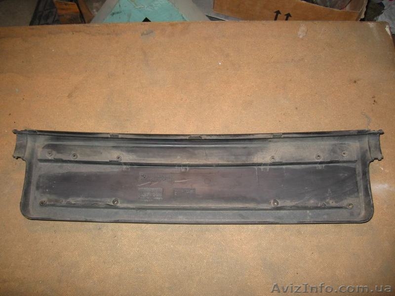 BMW 330i E46 держатель номерного энака  - <ro>Изображение</ro><ru>Изображение</ru> #6, <ru>Объявление</ru> #1203889