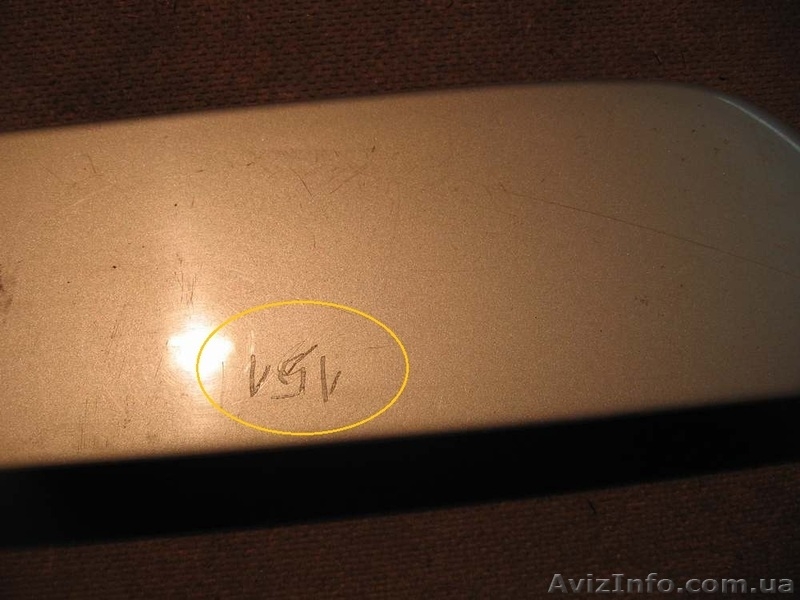 BMW 5 E28 накладка задней правой стойки  - <ro>Изображение</ro><ru>Изображение</ru> #4, <ru>Объявление</ru> #1203873