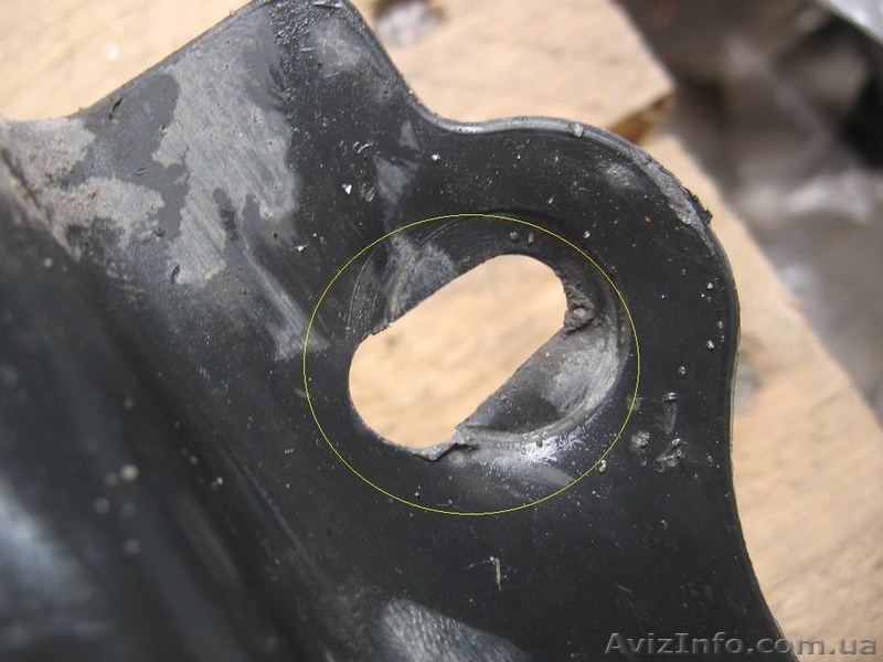 Audi Q7 накладка защита днища правая  - <ro>Изображение</ro><ru>Изображение</ru> #4, <ru>Объявление</ru> #1204852