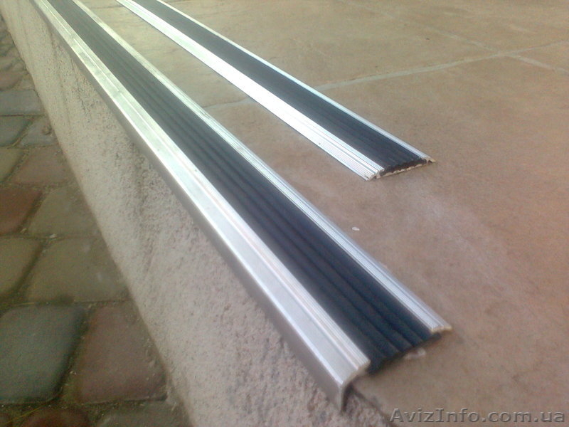 противоскользящие накладки на ступени - <ro>Изображение</ro><ru>Изображение</ru> #2, <ru>Объявление</ru> #1245100