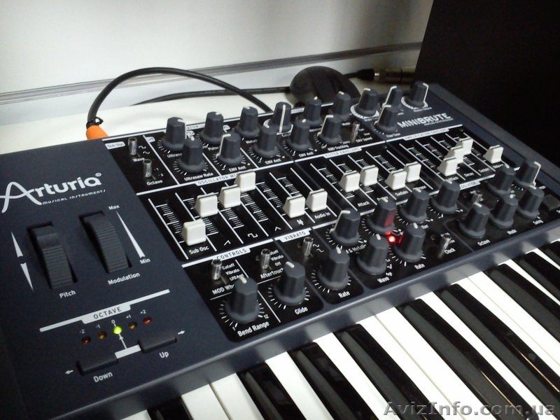 Arturia MiniBrute - <ro>Изображение</ro><ru>Изображение</ru> #3, <ru>Объявление</ru> #1250690