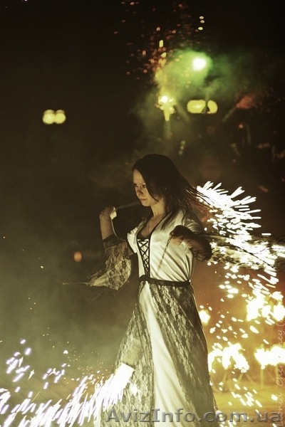 Фаер шоу Киев , пиротехническое шоу огненные сердца !!! - <ro>Изображение</ro><ru>Изображение</ru> #9, <ru>Объявление</ru> #1257282