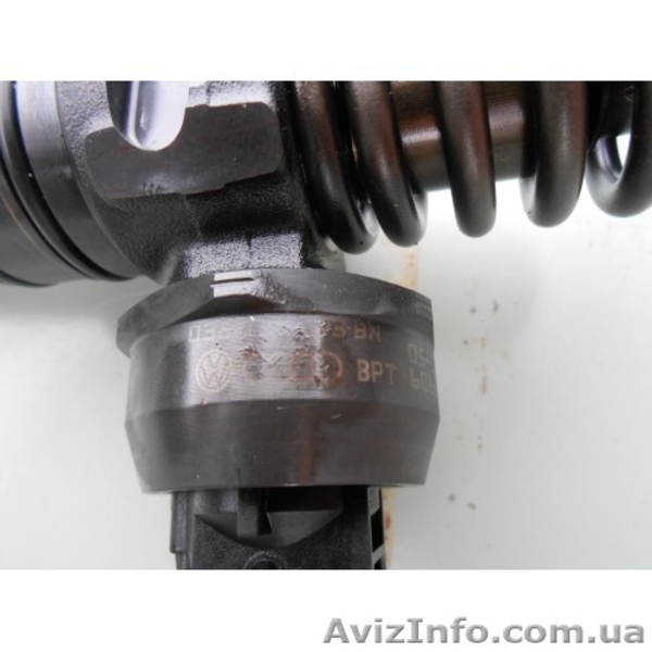 Насос-форсунка  Volkswagen Caddy Passat 1.9tdi, VW Touran, VW Golf V, VW T5 - <ro>Изображение</ro><ru>Изображение</ru> #2, <ru>Объявление</ru> #1308300