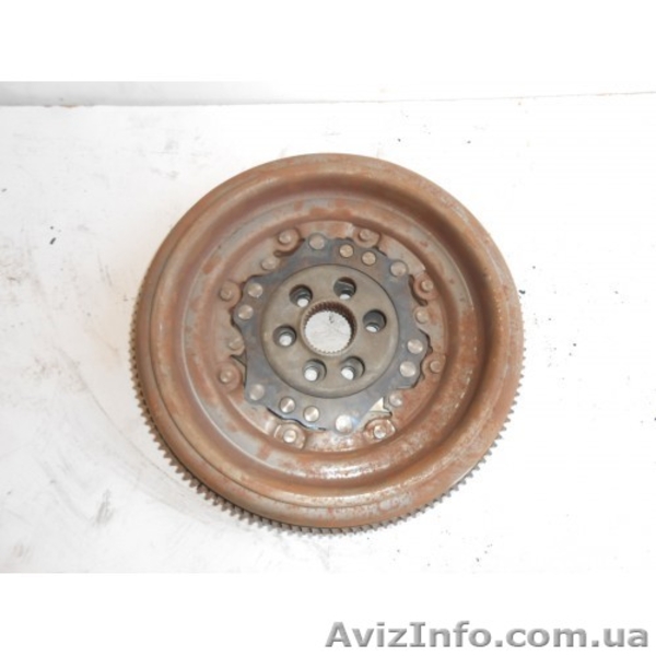 Двухмассовый маховик демпферный DSG VW Caddy Touran, VW Golf V, Skoda Octavia - <ro>Изображение</ro><ru>Изображение</ru> #1, <ru>Объявление</ru> #1308373