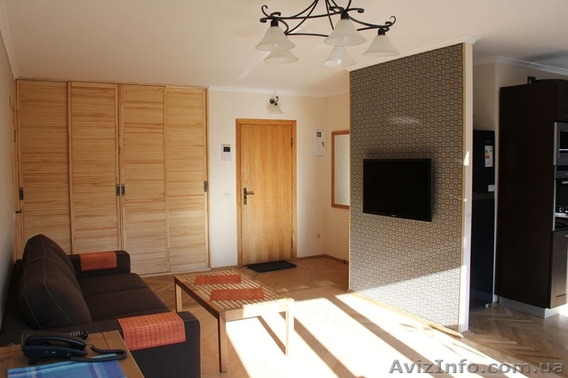 Аренда 2-ой квартиры бизнес класса посуточно  Киев - <ro>Изображение</ro><ru>Изображение</ru> #3, <ru>Объявление</ru> #1343895