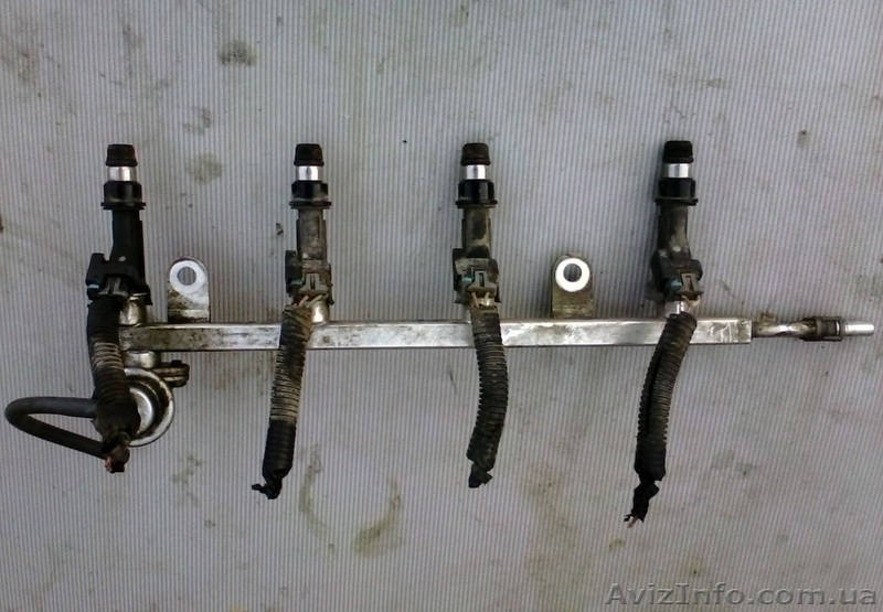 Рампа с форсунками Ланос Lanos - <ro>Изображение</ro><ru>Изображение</ru> #1, <ru>Объявление</ru> #1369552