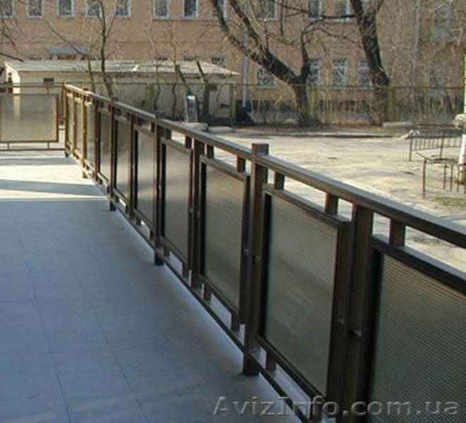 Перила и поручни из черного металла, с коваными элементами - <ro>Изображение</ro><ru>Изображение</ru> #3, <ru>Объявление</ru> #529940