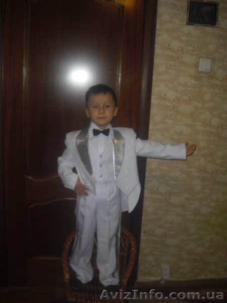 Детские фраки, джентельмен, прокат Троещина, Киев - <ro>Изображение</ro><ru>Изображение</ru> #5, <ru>Объявление</ru> #1419312